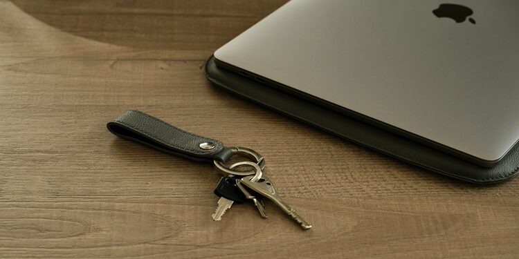 aleksandrs-karevs-fhKAEIZa9b4-unsplash